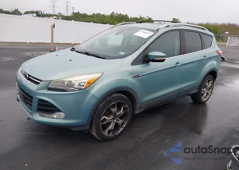 2013 Ford Escape Titanium из США, поврежденный, VIN 1FMCU0J96DUD33117
